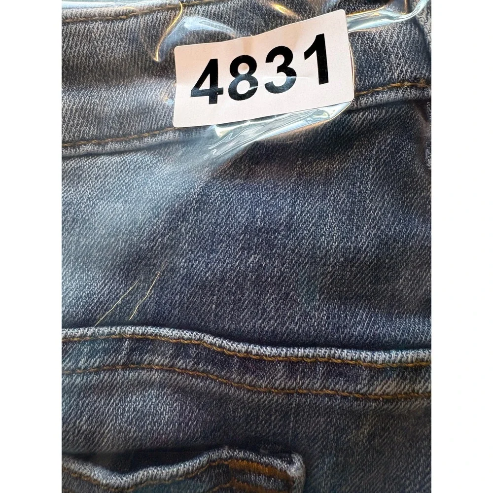DU/ER Performance Jeans Mens 31x28 Blue Denim Washed Rugged Relaxed Straight Leg